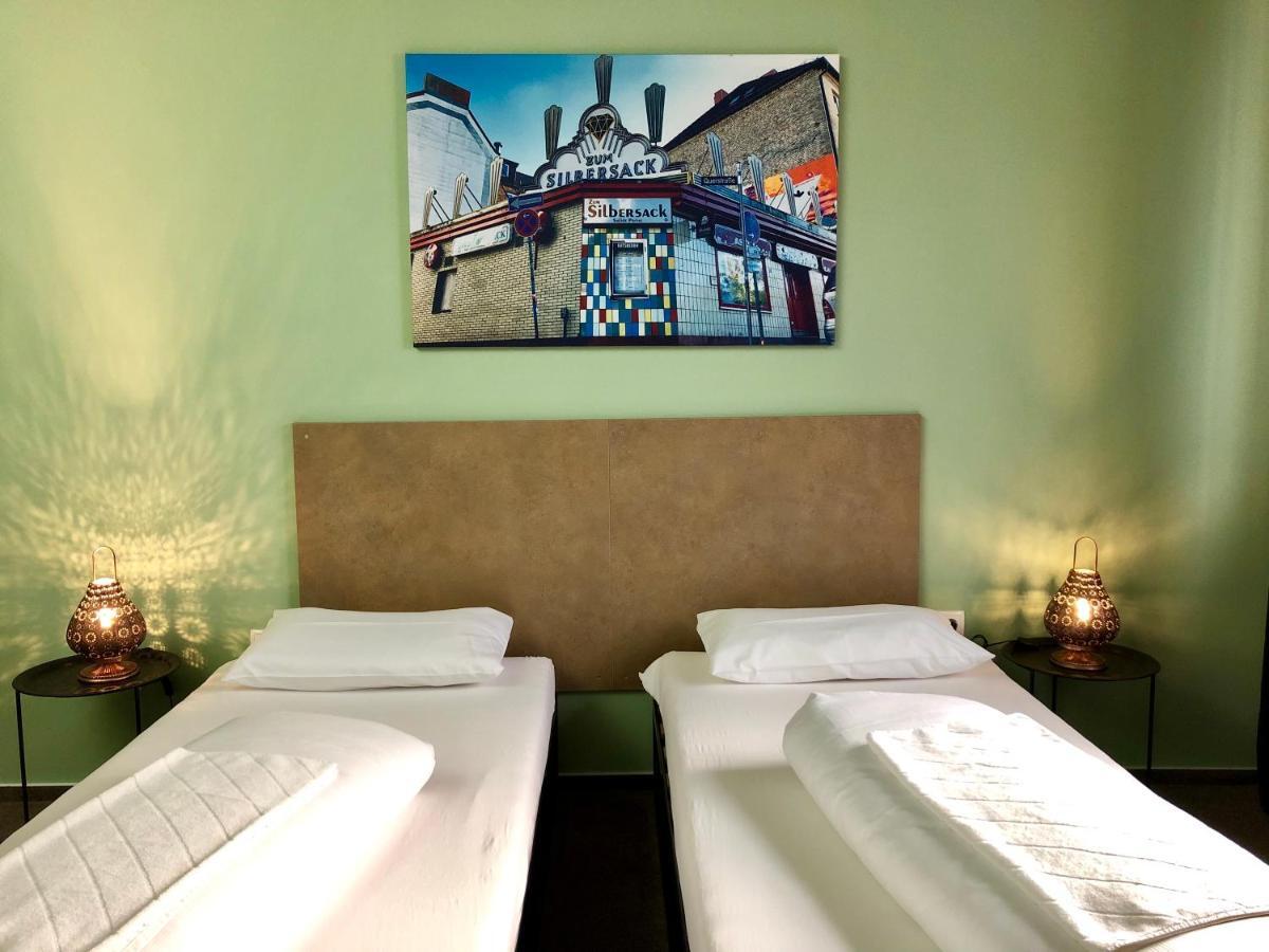 Sandmann Boutique Hostel Hotel Гамбург Экстерьер фото